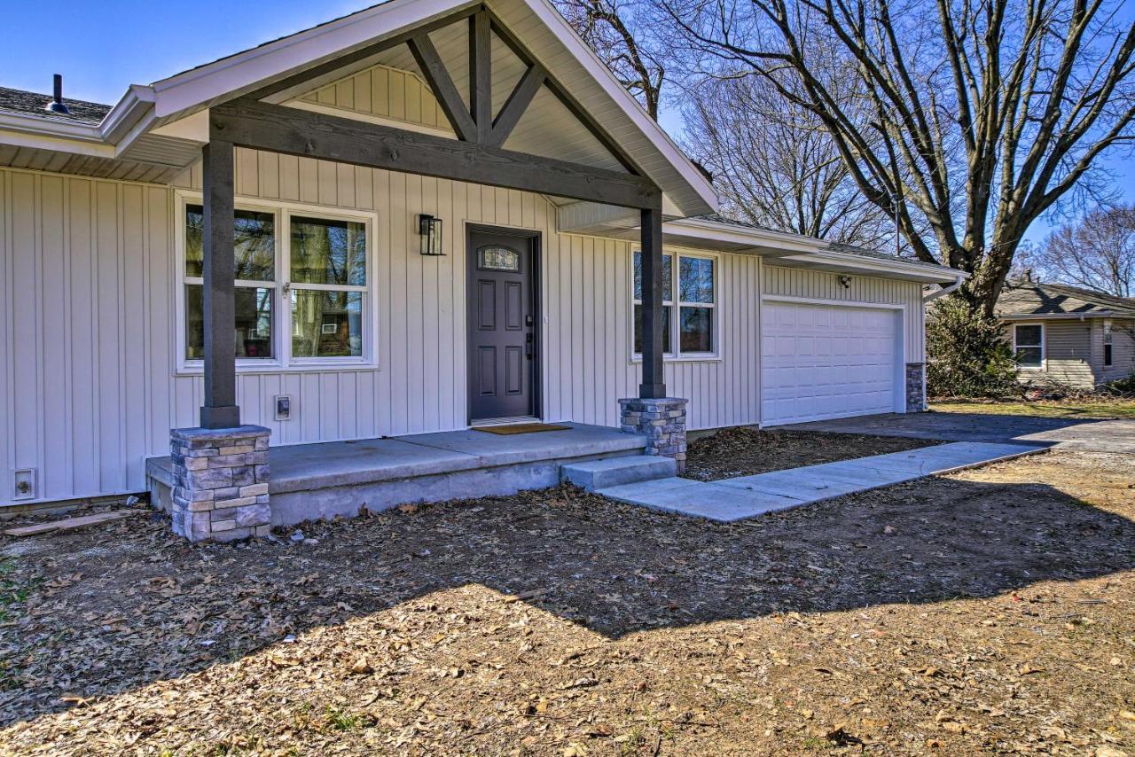 Вилла Retreat With Deck About 9 Mi To Downtown Springfield Ozark Экстерьер фото